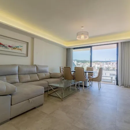 Modern In Ref M39 Appartement Estepona