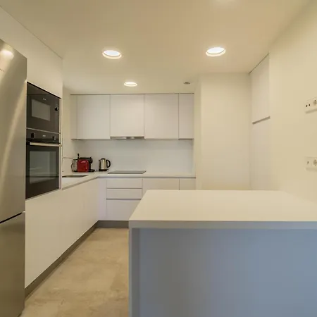 Modern In Ref M39 * Estepona